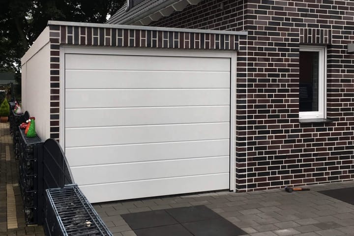 Einzelgarage aus Stahlbeton als Fertiggarage von JUWEL