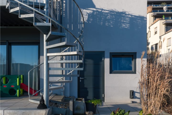Raummodul aus Stahlbeton als merhgeschossige Garage von JUWEL